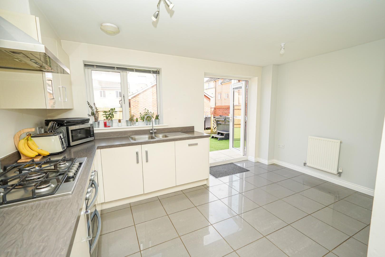 Fieldfare, Leighton Buzzard Quarters Estate Agents